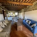 Large Group Retreat With Pool * Amandola