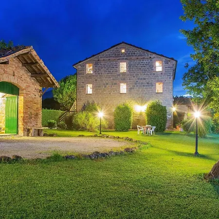 Belvilla By Oyo Fattoria 15 * Amandola
