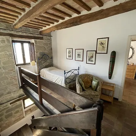 Prázdninový dům Large Group Retreat With Pool Amandola