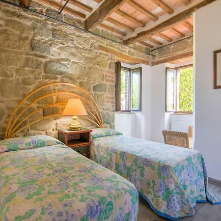 Large Group Retreat With Pool * Amandola