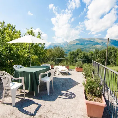 Large Group Retreat With Pool