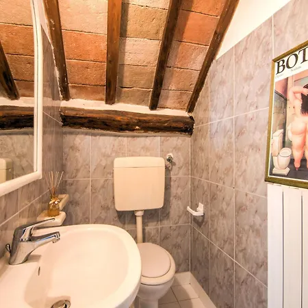 Large Group Retreat With Pool